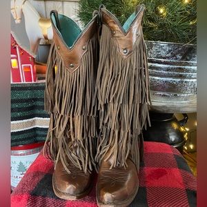 Corral FRINGE boots!!